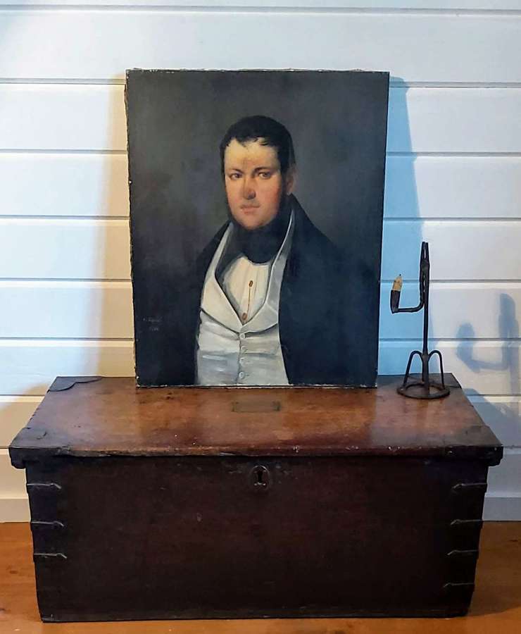 Georgian Period Elm Military Trunk