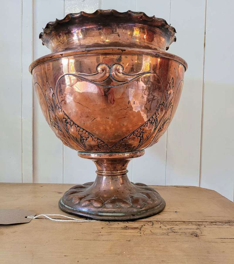 Late 19th Century Arts & Crafts Movement Copper Planter/Jardiniere