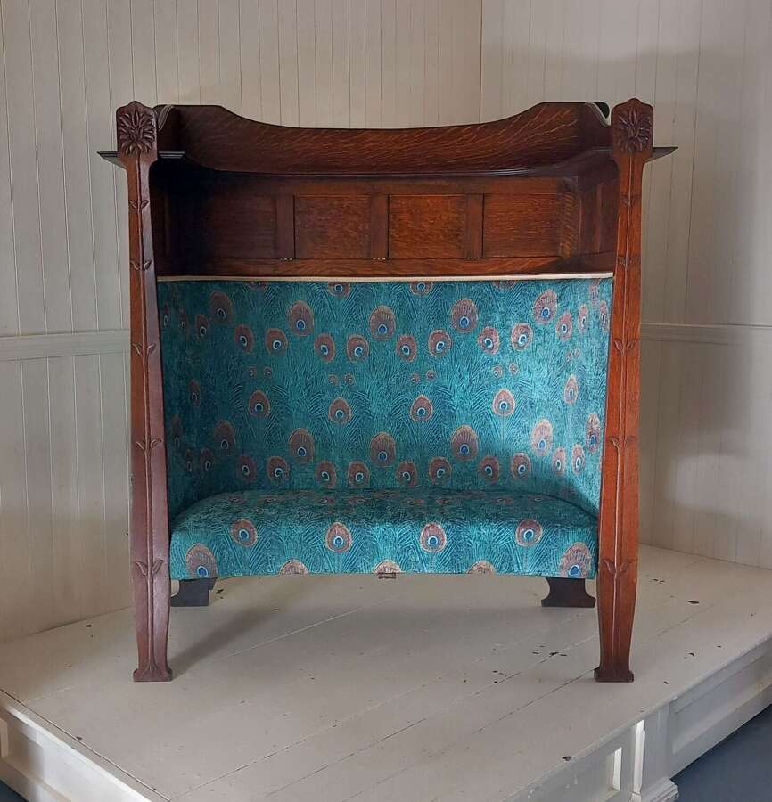 19th Century George Montague Ellwood Arts & Crafts period Oak Settle