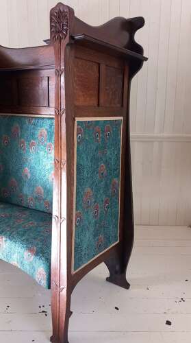 19th Century George Montague Ellwood Arts & Crafts period Oak Settle
