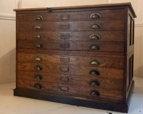 Early 20th Century eight drawer Oak Plan Chest
