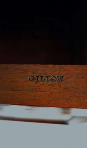 Mid 19th Century Mahogany chest of drawers by Gillows