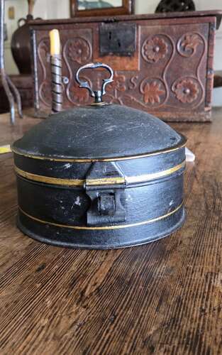 C1820 Georgian Toleware spice box