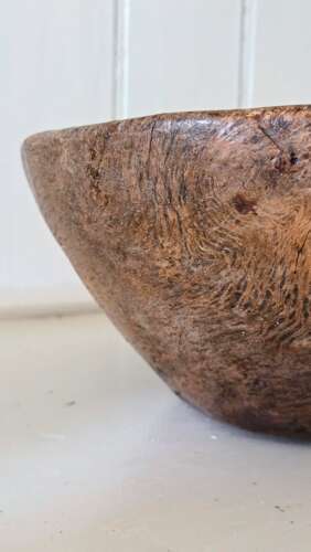 An 18th Century primitive Burr Oak Bowl